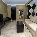 Resort Elenite Premium