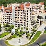 Elenite Premium Resort