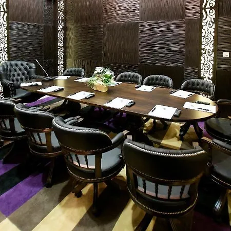 Здравен курорт роял каса & аква парк 5*