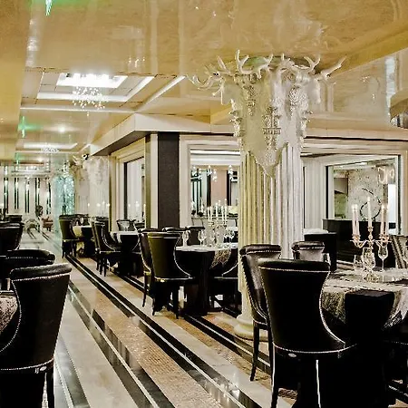Здравен курорт роял каса & аква парк 5*